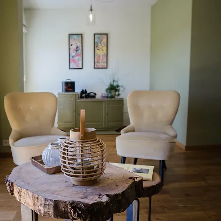 La Croisee Des Champs, Entre Durbuy Et La Roche En Ardenne Érezée