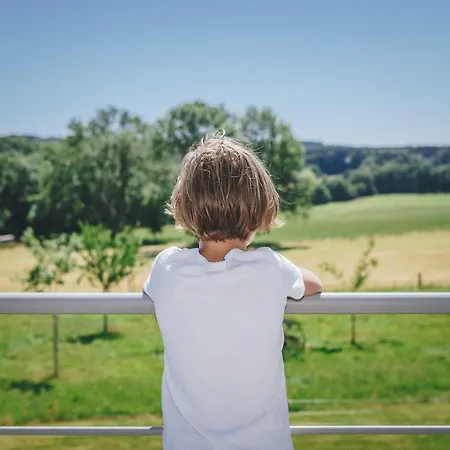 La Croisee Des Champs, Entre Durbuy Et La Roche En Ardenne * Érezée