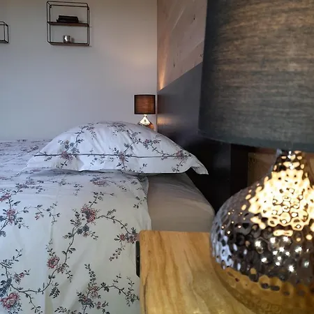 La Croisee Des Champs, Entre Durbuy Et La Roche En Ardenne Érezée