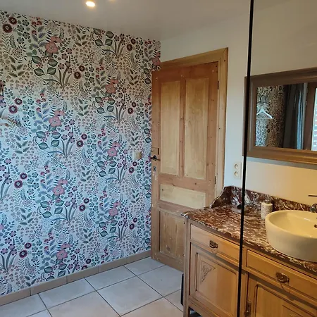 Tatil Evi La Croisee Des Champs, Entre Durbuy Et La Roche En Ardenne *