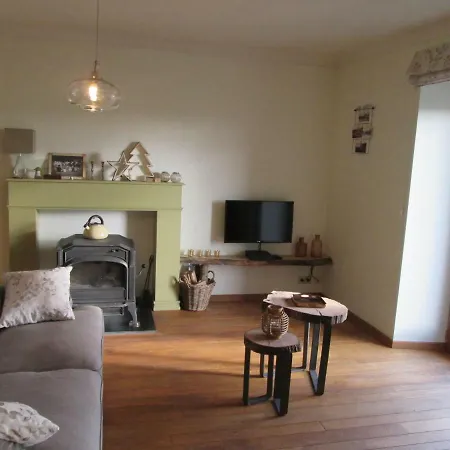 La Croisee Des Champs, Entre Durbuy Et La Roche En Ardenne