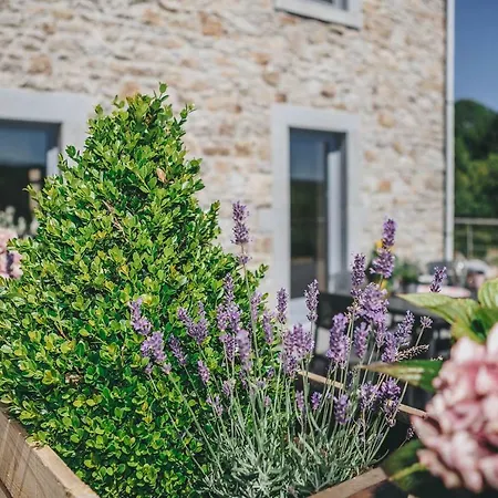 La Croisee Des Champs, Entre Durbuy Et La Roche En Ardenne *