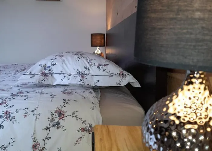 La Croisee Des Champs, Entre Durbuy Et La Roche En Ardenne 에레제