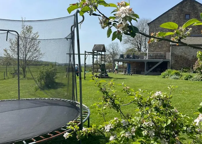 La Croisee Des Champs, Entre Durbuy Et La Roche En Ardenne *