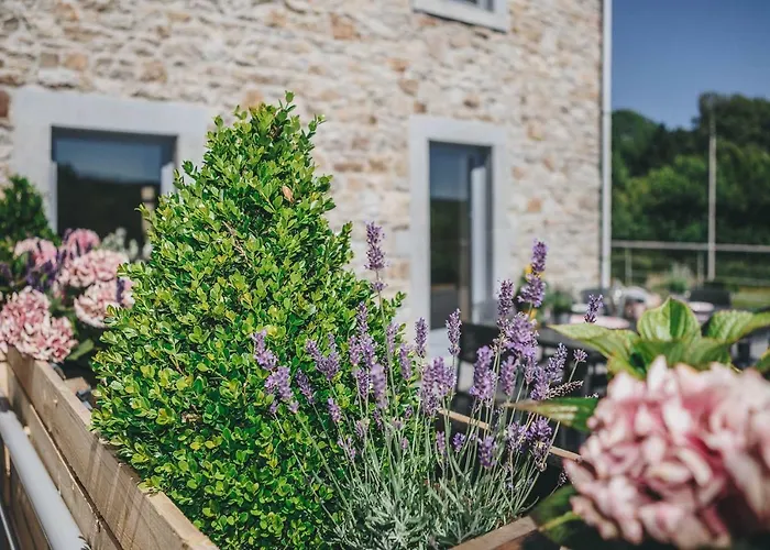 La Croisee Des Champs, Entre Durbuy Et La Roche En Ardenne *