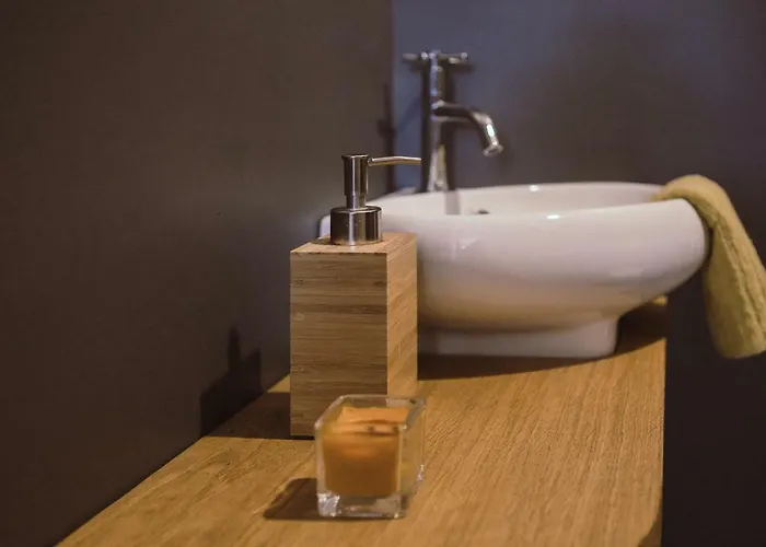 La Croisee Des Champs, Entre Durbuy Et La Roche En Ardenne